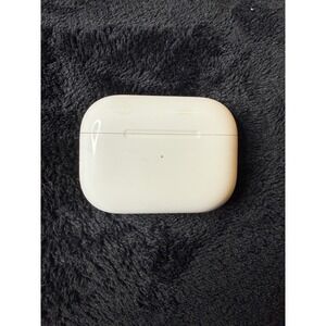 Apple White Wireless Earbuds